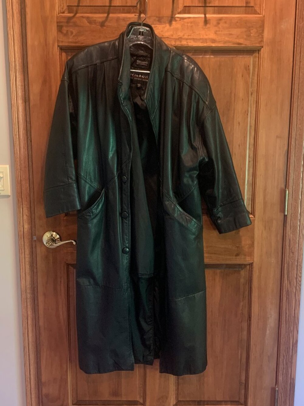 Vintage Woman's Wilson Black Leather Thinsulate Coat, trench coat, size small